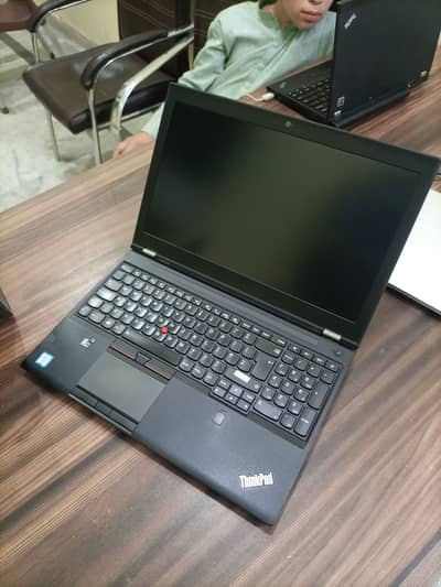 Lenovo Thinkpad workstation P50 Core i7-6820HQ Gen 4GB Nvidia 4k Disp