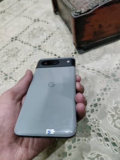 google pixel 8 dual approved 10/10 in mint Condition