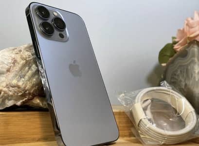 I phone 13promax 256Gb factory unlock