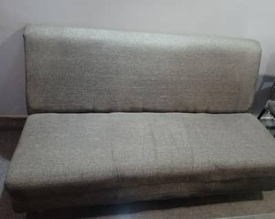 5 seater sofa set with table