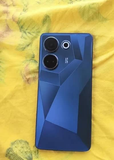camon 20 pro 8/256 screen finger exchange possible with box charger