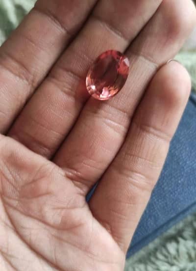 Alexandrite Colour changing stone