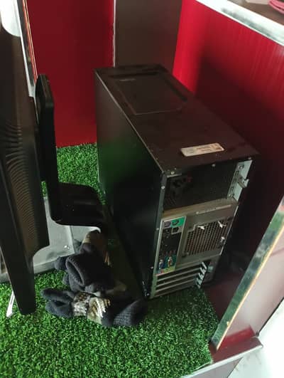 i7 3rd gen pc with Rx 470 graphics card (Graphics card display issue)