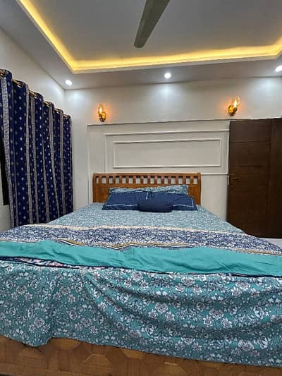 Fully renovated 3 Bed Drawing Dining Apartment for Sale Opposite Aladin Park Near Chase Value