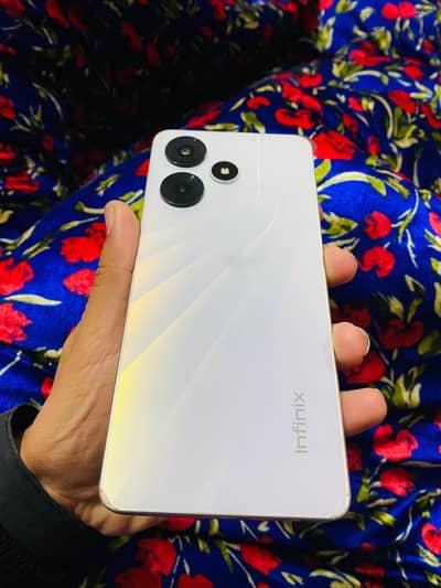 Infinix hot 30 8/128