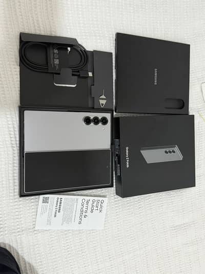 Samsung Mobile Z Fold 6 512gb with complete box & official S pen Cvr