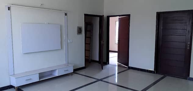5 Marla Upper Floor For Rent