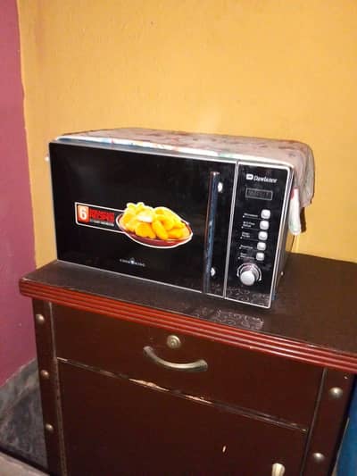 Microwave oven