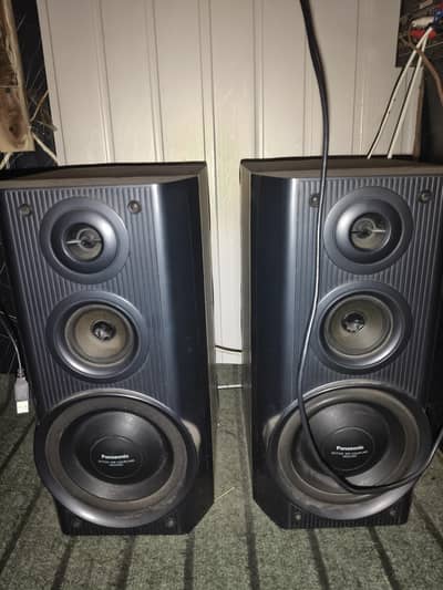 KANWOOD AMPLIFIER  OR PANASONIC SPEAKER ORIGINAL 100%