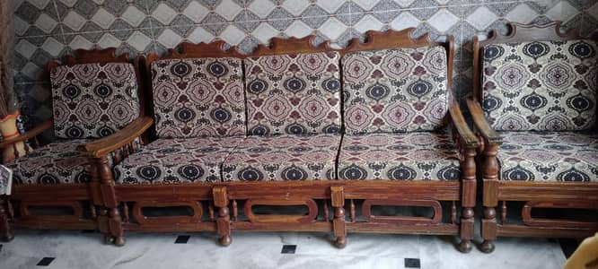 5 seater sofa with table pour wooden