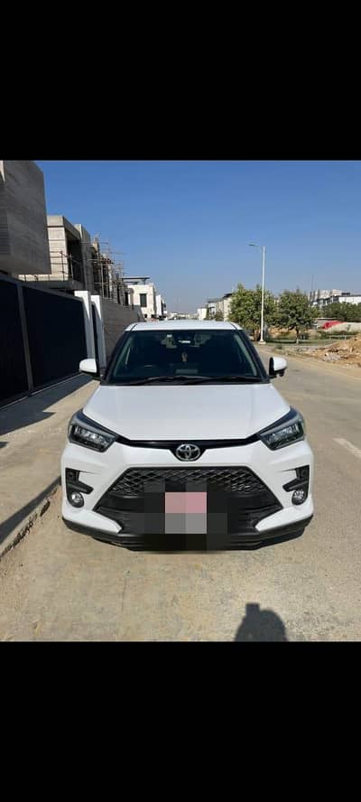 raize 21 model z package 31000 millage. 5 grande brand new condition