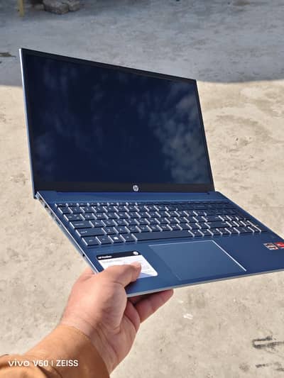 HP Pavilion 15 eh0050wm Ryzen 5 4000 Series (4500u)