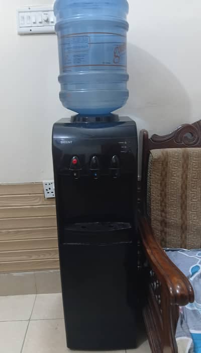 Orient dispenser for sale in good working condition