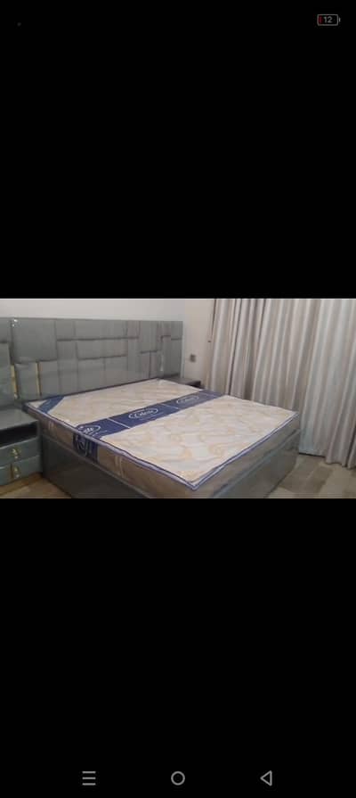 Bed set with it's two side table