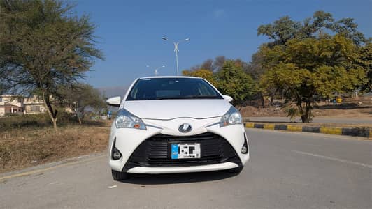 Toyota Vitz 2017 F 1.0 Safety Edition III