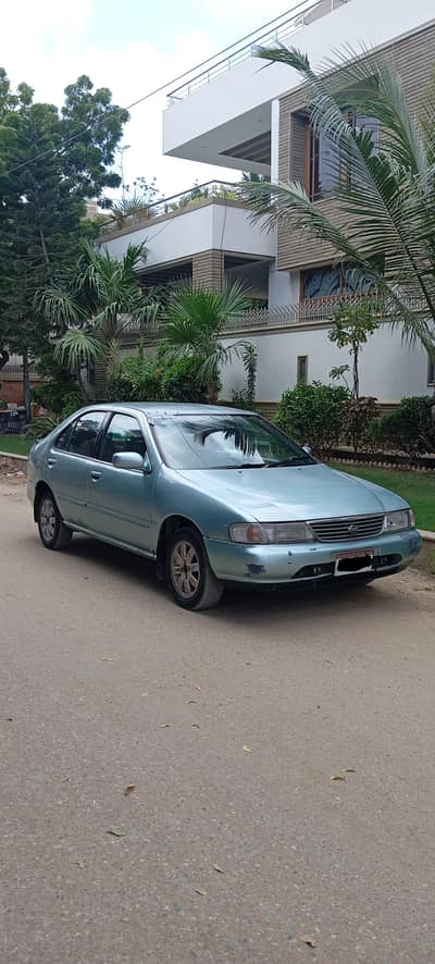 Nissan Sunny 1998