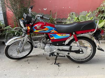 Honda CD 70 2025-2026 (only 255Km Driven)