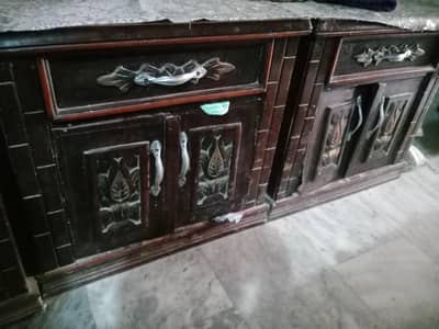 used me ha dressing table or 2 side table han