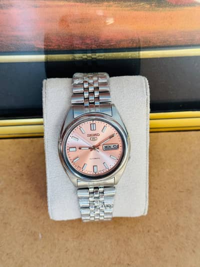 Seiko Automatic  7009 Movement Day-Date