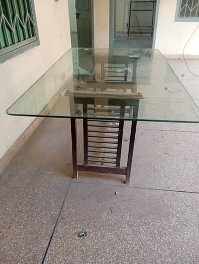 Dinning Table for Sale – Good Condition