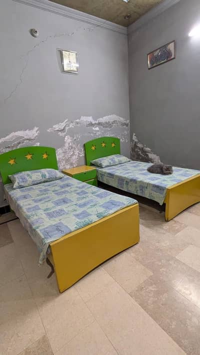 Single Beds with Side Tables & Computer Tables – Good Condition