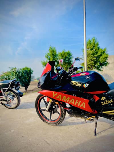 bas sell karni h chalany m buhat axchi h koe isu ni  modified