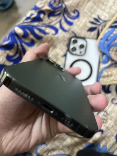 iPhone 13 Pro Max Jv