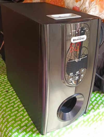 5.1 Channel Woofer Speakers