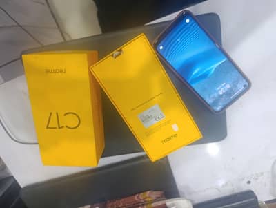 Realmi C17