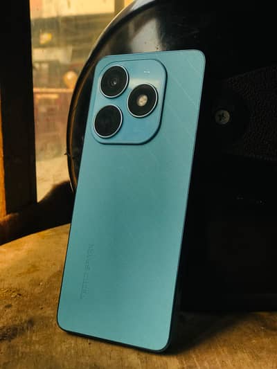 Tecno Spark 20 Urgent sale