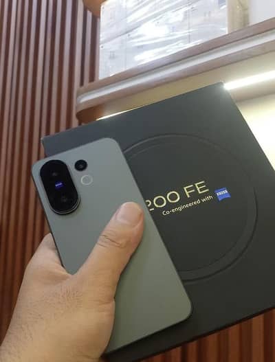 Vivo X200FE 12/512 Official pta approved