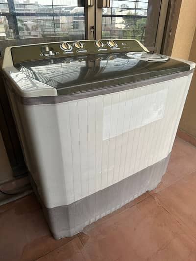 LG Jumbo Twin Tub Washing Machine – Wind Jet Dry