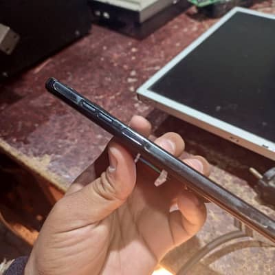 spark 10c condition 10/10 4/128gb