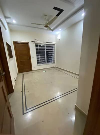 G 13 7 MARLA HOUSE AVAILABLE FOR SALE