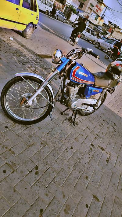 Honda 125 2009 model
