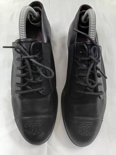 Chanel lace up leather shoes 6.5