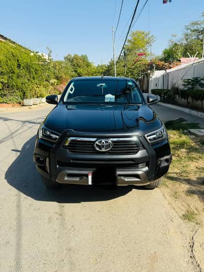 Toyota Hilux Revo Rocco 2025 Automatic