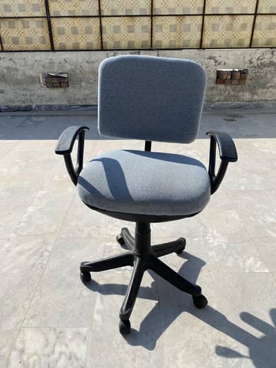 office chair reasonable price me