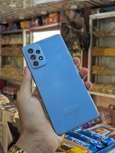 SAMSUNG A72. . 8GB. . . 128 GB . . . ALL OK  ONLY KIT HY
