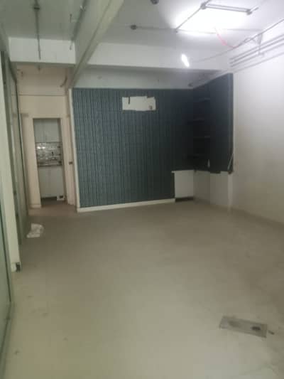 900 SqrFt Office With Lift, Phase 7 DHA