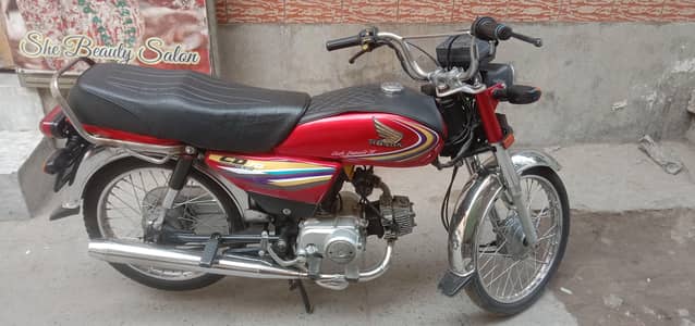 Honda CD 70  contact number 03221436400