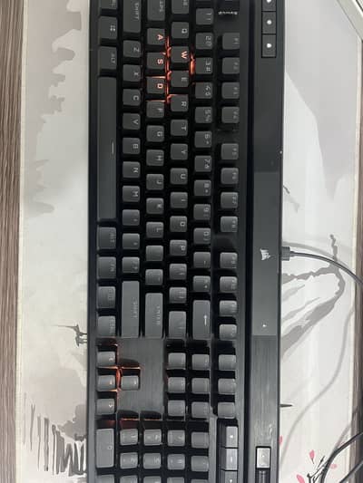 Mechanical keyboard corsai K70 (pro)