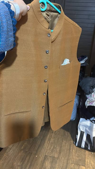Bareeze waist coat medium