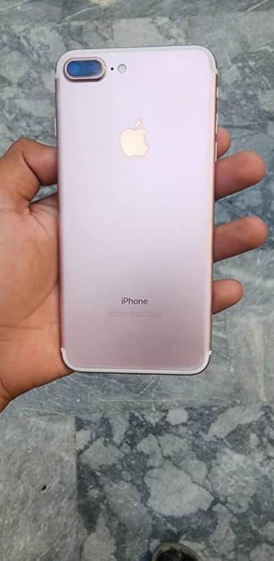 IPHONE 7 PLUS AND REALME READ DESCRIPTION