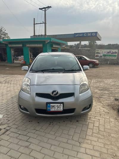 Toyota Vitz 2010/13. urgent sale