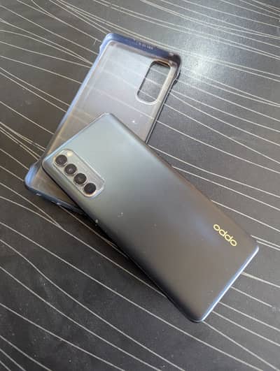 OPPO mobile in good condition . It is your  pta approved memory 12 ram2