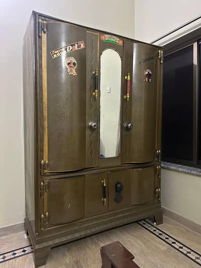 Iron Almirah/Wardrobe Full Size