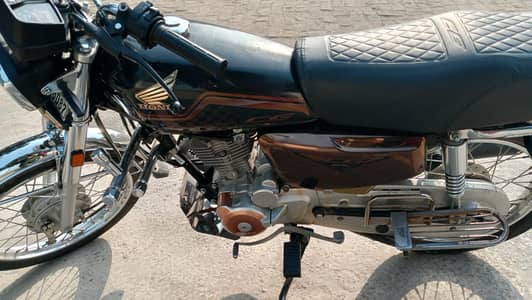 Honda cg 125 special edition :  5 Gear self start = 2023/2024