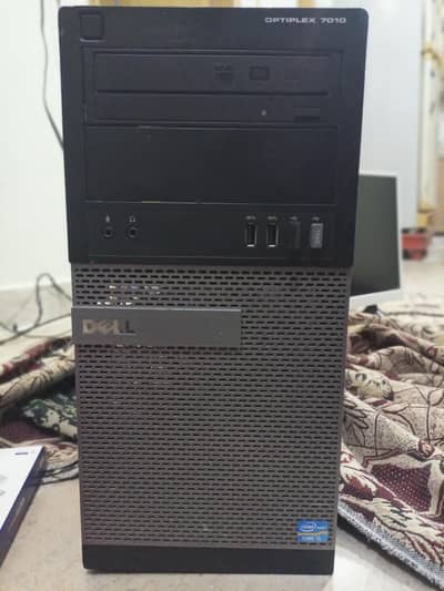 Urgent Sell Dell 7010 Tower Complete Dextop Setup
