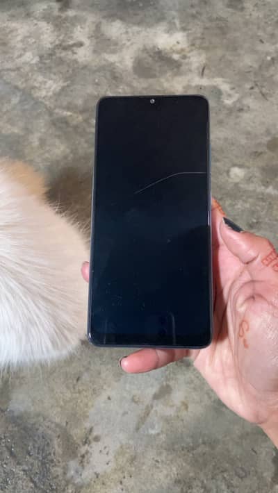 Samsung A32 Penal pr line hai back exchange hai